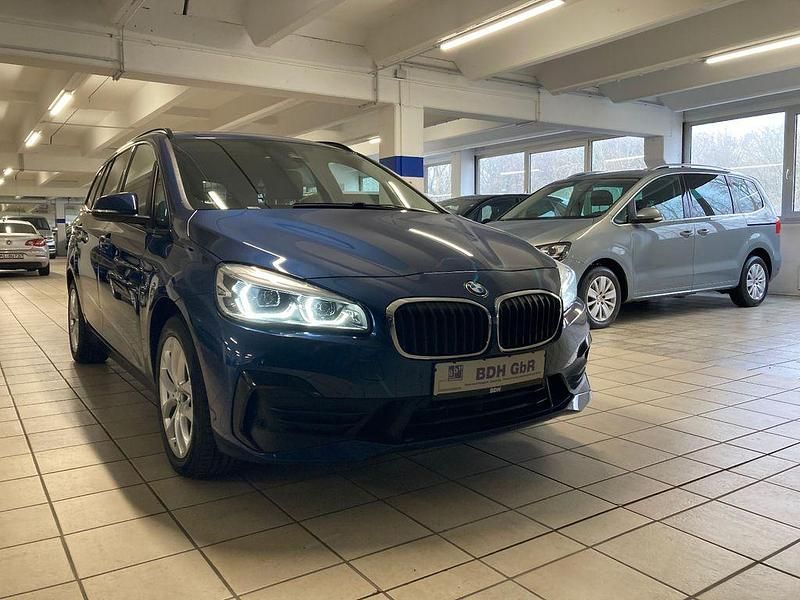 Blau Gebraucht 2022 BMW 220 Advantage Kombi | 25.999 € (Fairer Preis) - Bild 1/4