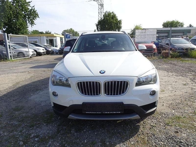 Alpinweiss iii Gebraucht 2014 BMW X1 SUV | 6.990 € (Superpreis) - Bild 1/4