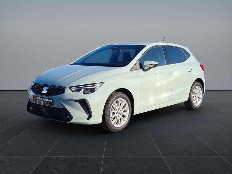 Neu Seat Ibiza Style 116 PS (85 kW) 2026 Grau Kleinwagen