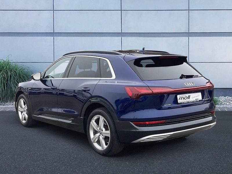 Gebraucht Audi e-tron Advanced Plus 300 kW (408 PS) 2019 Blau SUV
