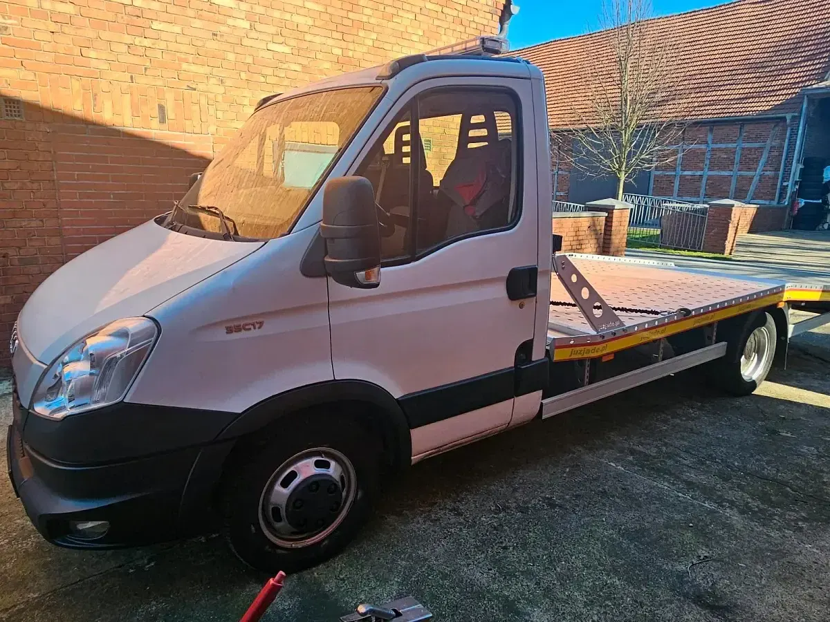 Gebraucht Iveco Daily 180 PS (132 kW) 2013 Weiß