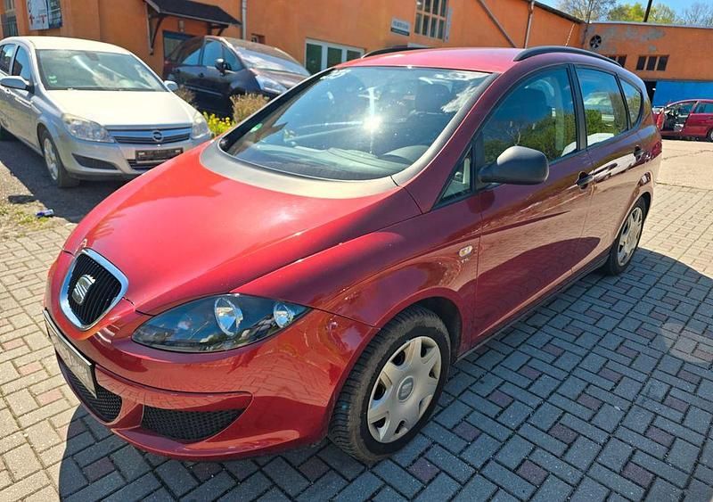 Gebraucht 2008 Seat Altea XL Comfort Van / Kleinbus | 2.690 € (Guter Preis) - Bild 1/4