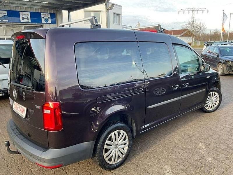 Gebraucht VW Caddy Maxi Trendline 125 PS (91 kW) 2017 Violet Van / Kleinbus