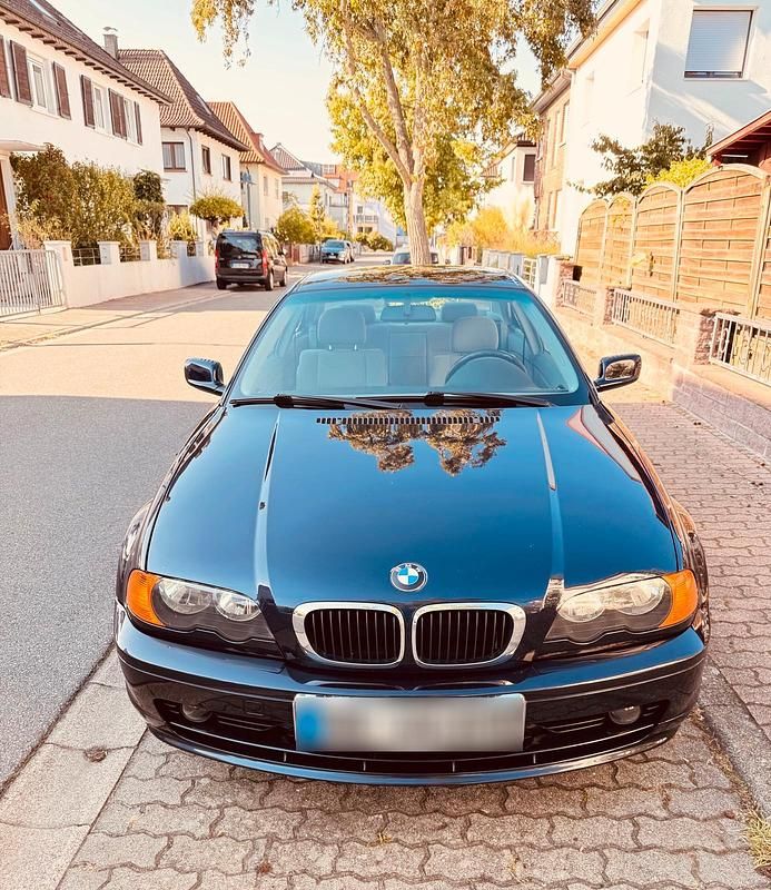 Usata BMW 318 2000 Blu Coupé