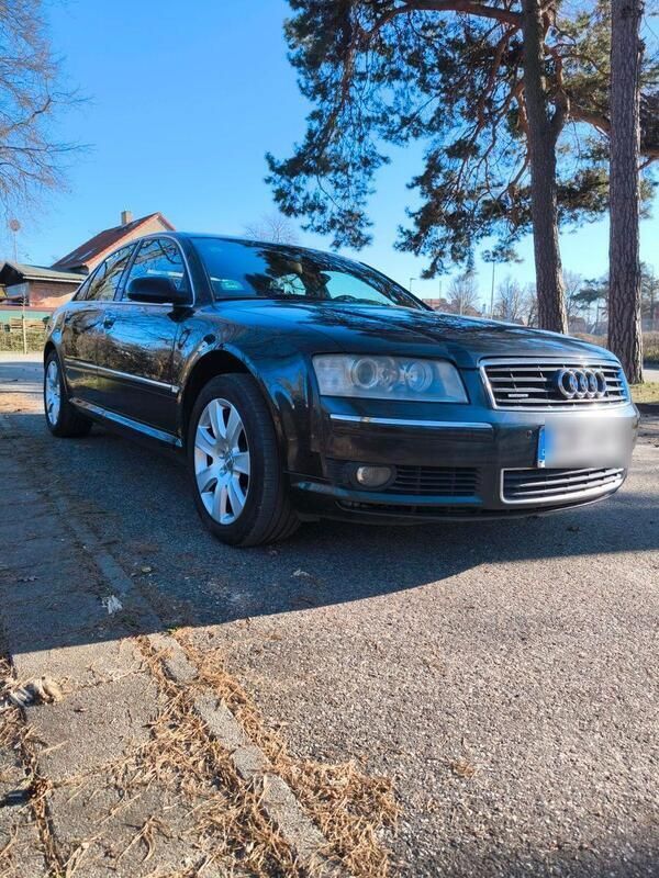 Schwarz Gebraucht 2003 Audi A8 Ambiente Limousine | 3.200 € (Fairer Preis) - Bild 1/4