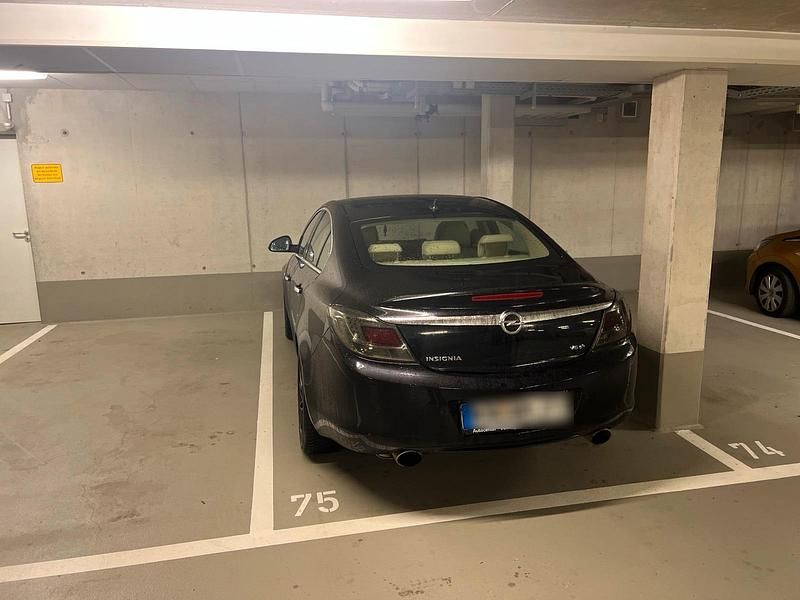 Schwarz Gebraucht 2009 Opel Insignia Sport Limousine | 3.500 € (Superpreis) - Bild 1/4
