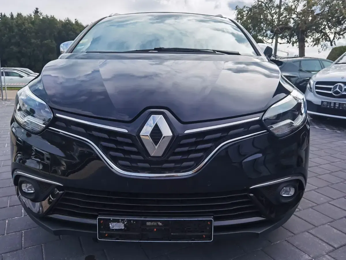 Gebraucht Renault Scenic E-Tech Black Edition 150 PS (110 kW) 2020 Schwarz Van / Kleinbus