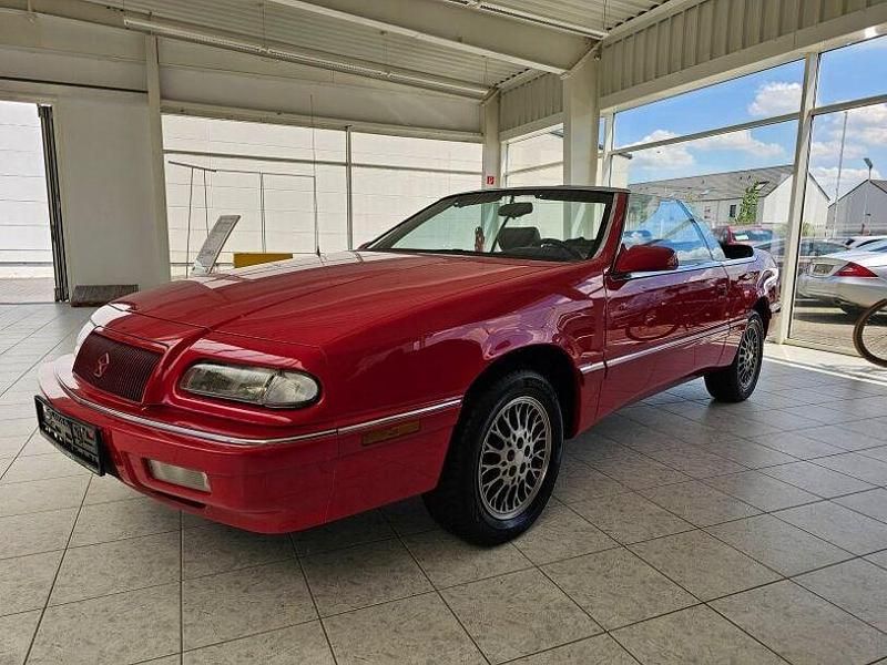 Gebraucht Chrysler Le Baron 136 PS (100 kW) 1995 Rot Cabrio