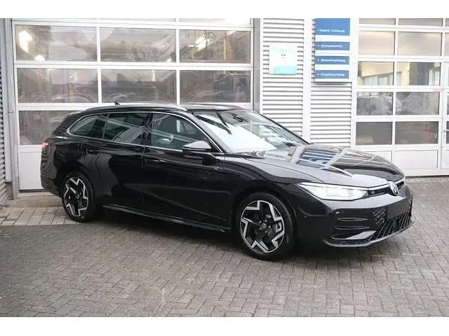 Neu VW Passat Pro 193 PS (141 kW) 2026 Kombi