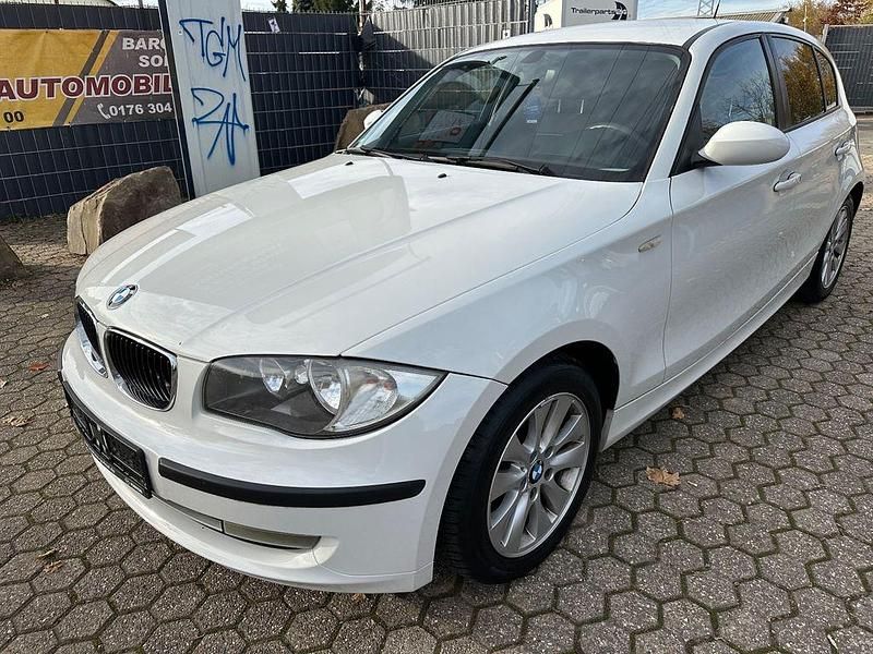 Weiß Gebraucht 2009 BMW 116 Advantage Kleinwagen | 4.999 € (Etwas zu teuer) - Bild 1/4