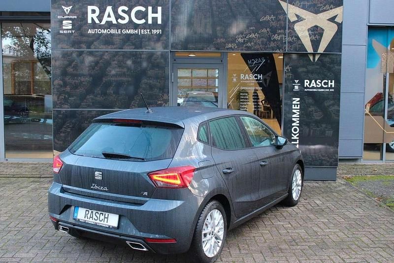 Gebraucht Seat Ibiza FR 110 PS (80 kW) 2024 Grau Kleinwagen