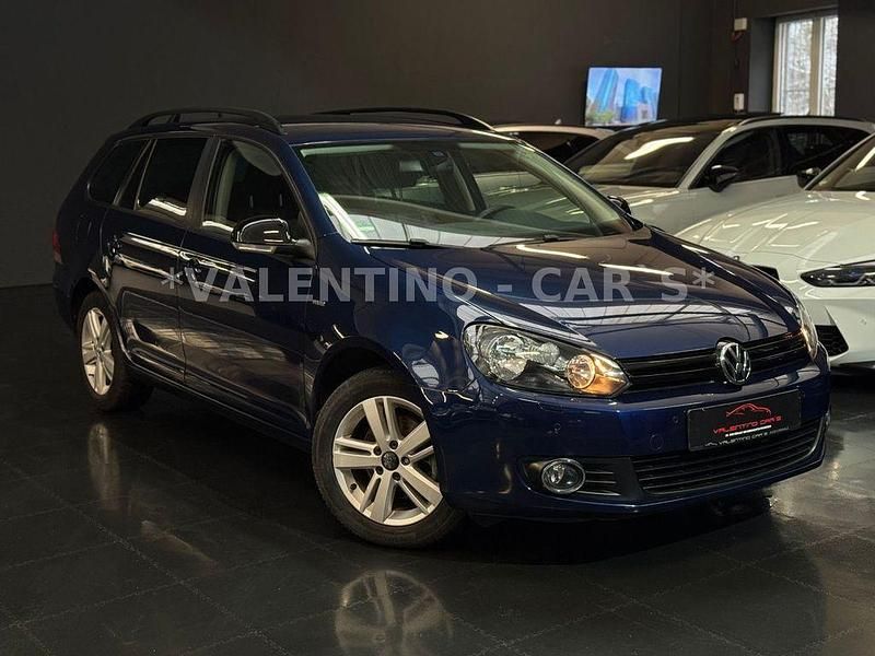 Gebraucht VW Golf VI Match 105 PS (77 kW) 2012 Blau Kleinwagen