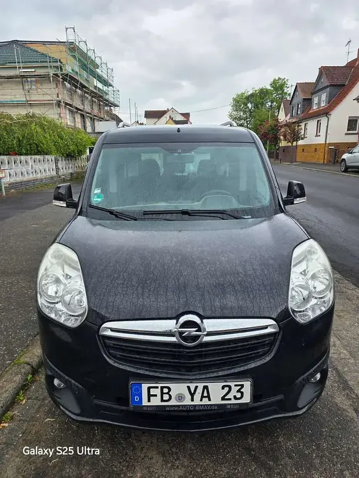 Gebraucht Opel Combo Edition 120 PS (88 kW) 2016 Schwarz Van / Kleinbus