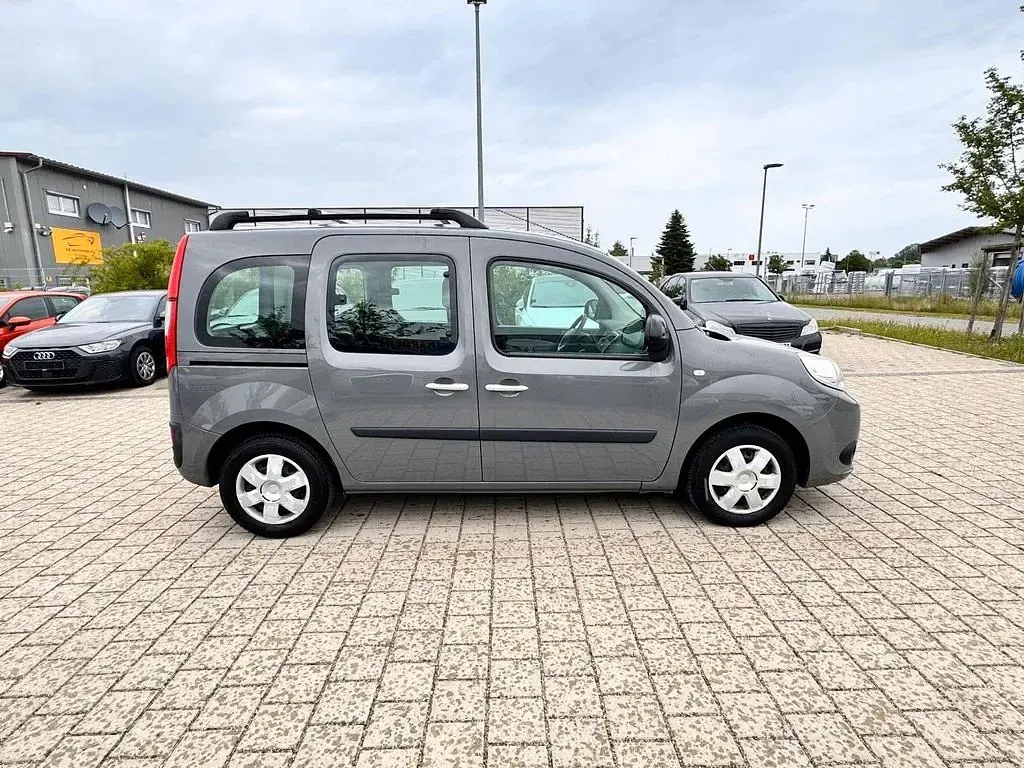 Gebraucht Renault Kangoo Initiale Paris 90 PS (66 kW) 2013 Grau Van / Kleinbus