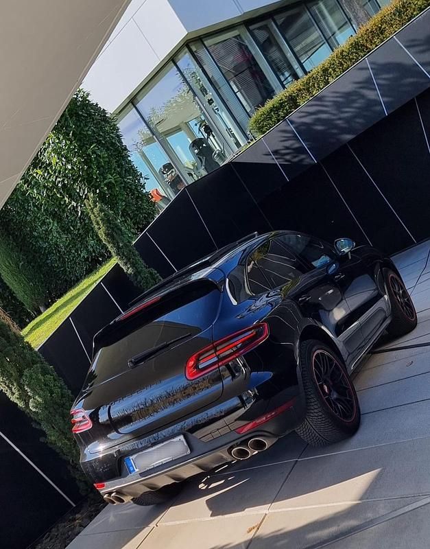 Usata Porsche Macan 258 CV (189 kW) 2017 Nero SUV