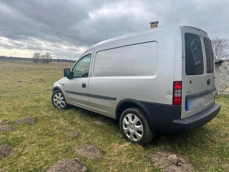 Gebraucht Opel Combo 87 PS (63 kW) 2004 Silber Van / Kleinbus
