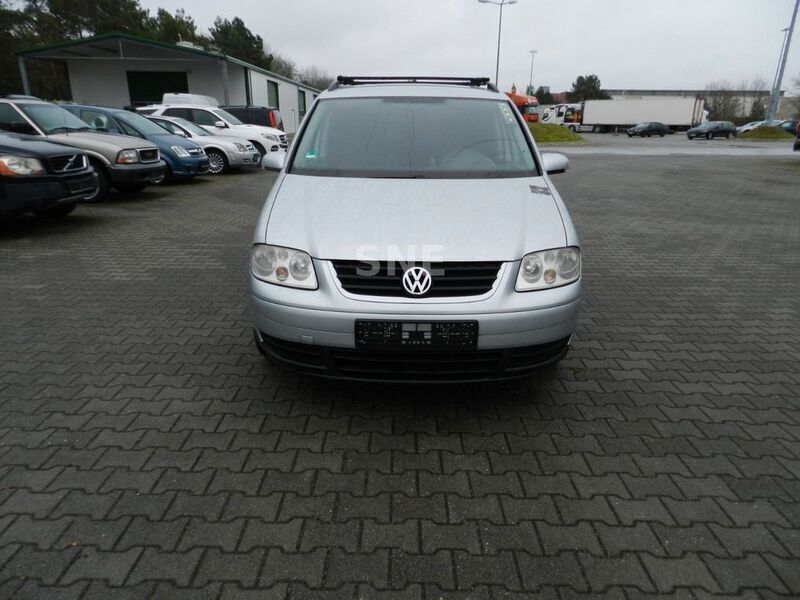 Gebraucht VW Touran Trendline 140 PS (102 kW) 2005 Silber Van / Kleinbus