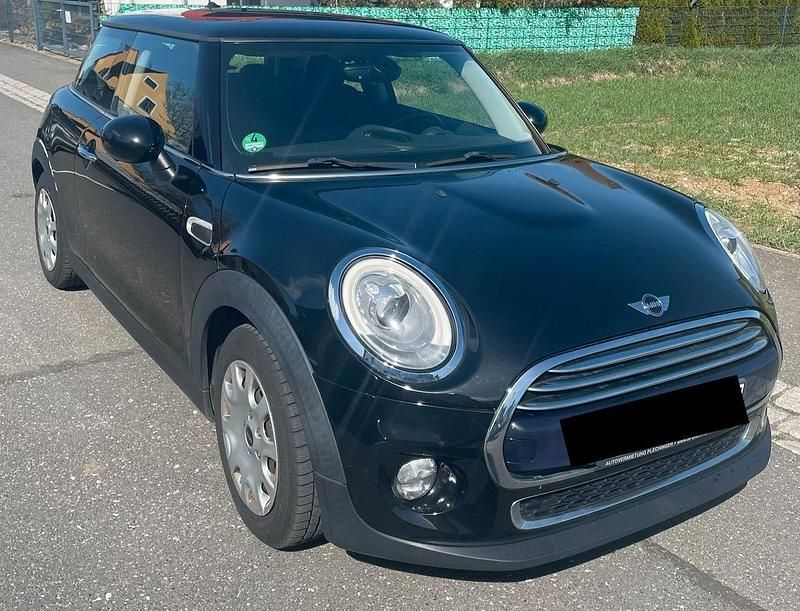 Second-hand Mini Cooper 136 CP (100 kW) 2016 Negru Hatchback