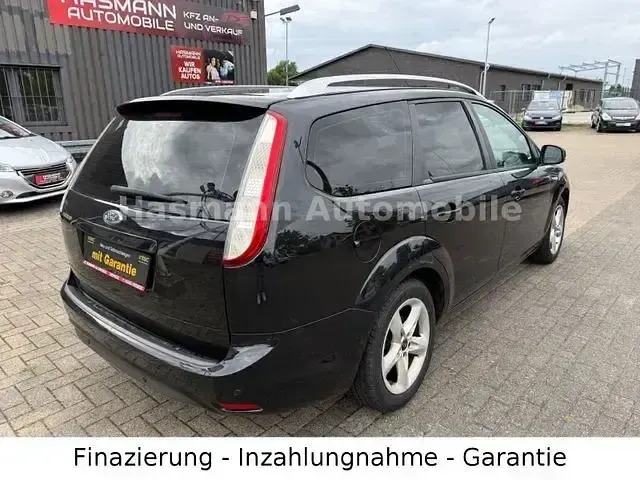 Usata Ford Focus Style 101 CV (74 kW) 2010 Nero Station wagon