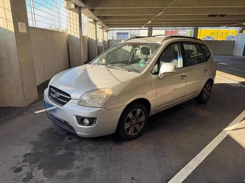 Gebraucht Kia Carens 2007 Silber Van / Kleinbus