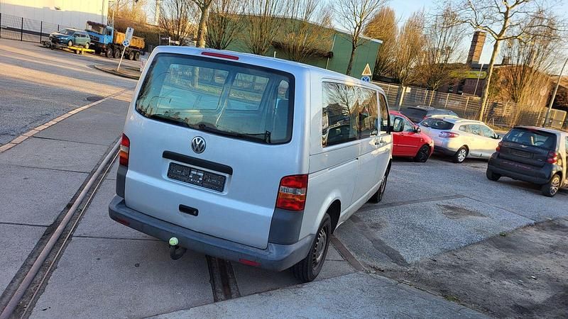 Gebraucht VW Transporter 102 PS (75 kW) 2007 Silber Van