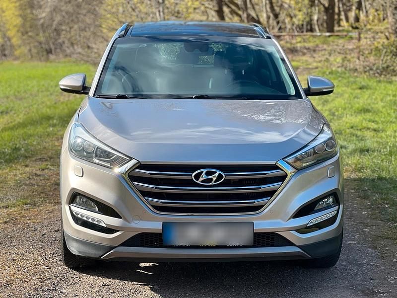 Gebraucht Hyundai Tucson 186 PS (136 kW) 2016 Beige SUV