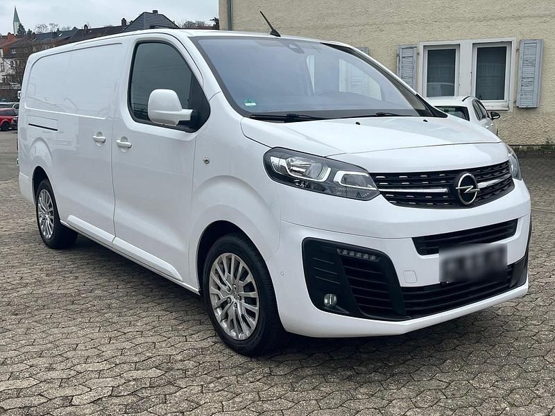 Weiß Gebraucht 2019 Opel Vivaro Van / Kleinbus | 13.999 € (Superpreis) - Bild 1/4