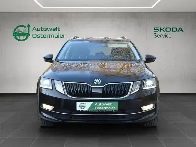 Gebraucht Skoda Octavia Style 184 PS (135 kW) 2020 Schwarz Limousine
