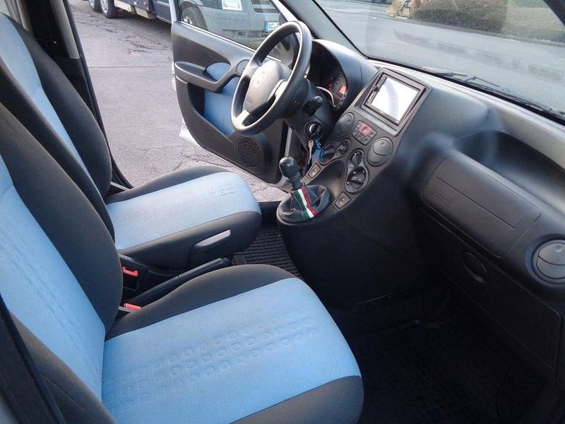 Gebraucht Fiat Panda Dynamic 60 PS (44 kW) 2009 Silber Kleinwagen