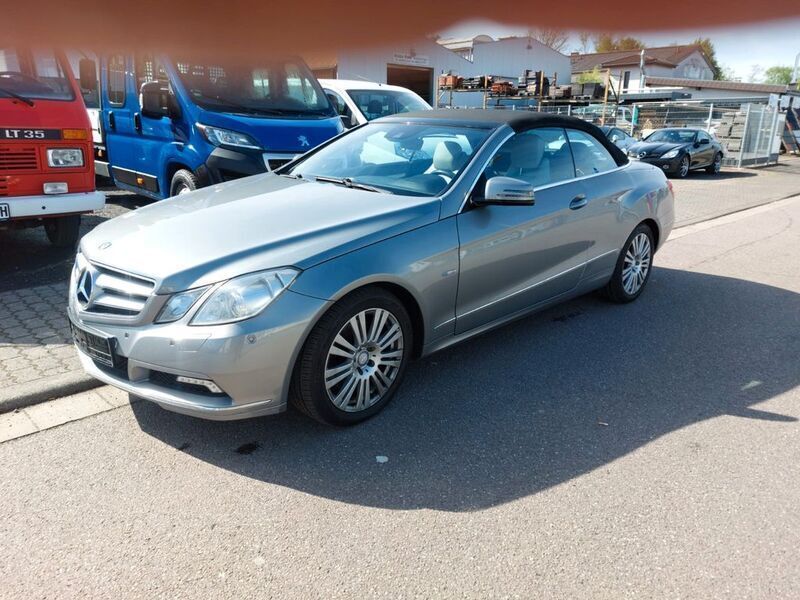 Silber Gebraucht 2010 Mercedes E350 Cabrio | 10.990 € (Teuer) - Bild 1/4