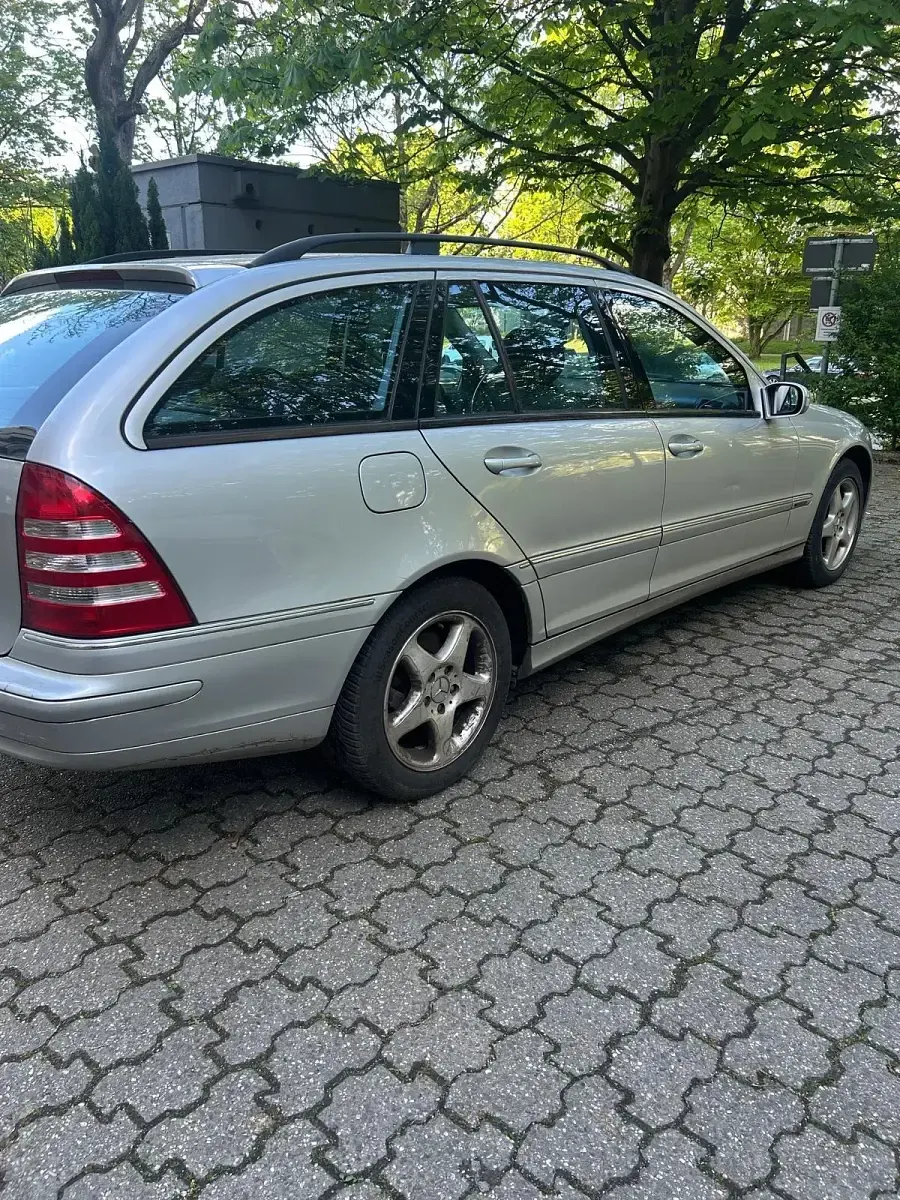Gebraucht Mercedes C200 2003 Silber Kombi