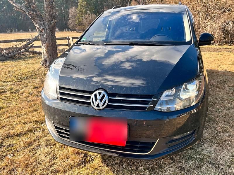 Gebraucht VW Sharan 140 PS (102 kW) 2014 Schwarz Van / Kleinbus