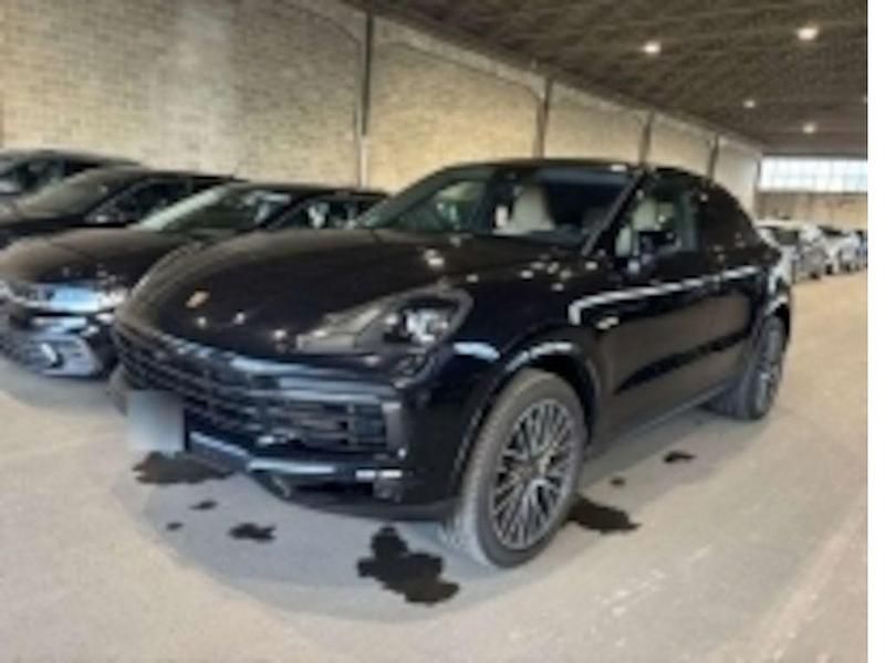 Gebraucht Porsche Cayenne Sport 462 PS (339 kW) 2020 Deep black pearl SUV
