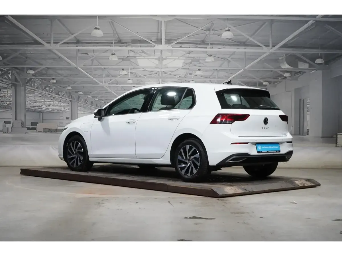 Gebraucht VW Golf VIII Style 204 PS (150 kW) 2022