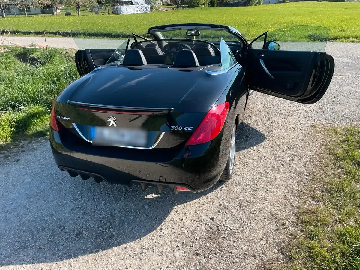 Gebraucht Peugeot 308 CC 156 PS (114 kW) 2014 Schwarz Cabrio