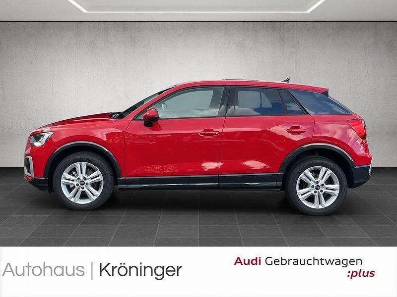Gebraucht Audi Q2 Advanced 150 PS (110 kW) 2024 Rot SUV
