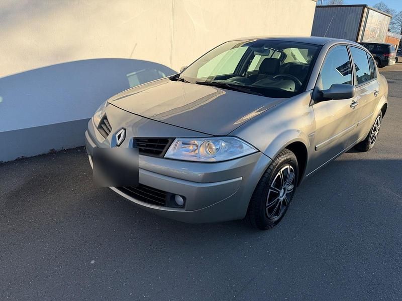 Gebraucht Renault Mégane II Avantage 111 PS (81 kW) 2007 Beige Limousine