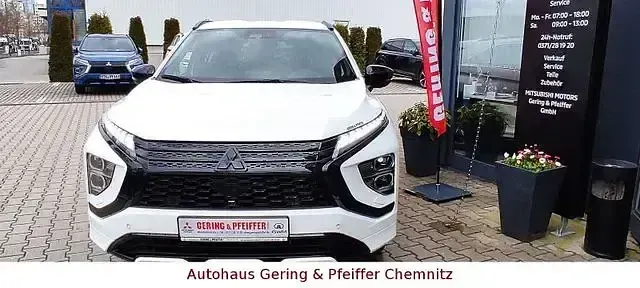 Gebraucht Mitsubishi Eclipse Cross Select 188 PS (138 kW) 2022 Weiß SUV