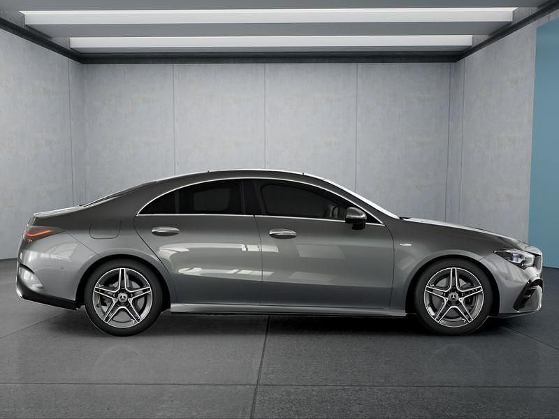 Gebraucht Mercedes CLA250e 218 PS (160 kW) 2025 Grau Limousine