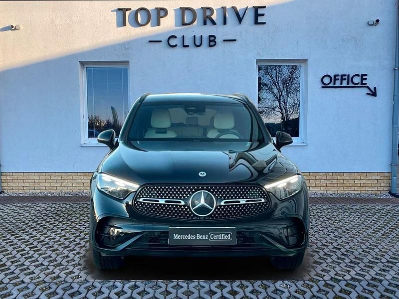 Gebraucht Mercedes GLC220 197 PS (144 kW) 2024 Schwarz SUV