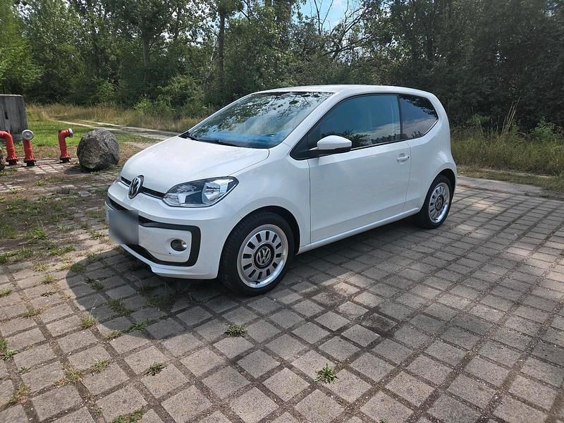 Gebraucht VW up! move up! 60 PS (44 kW) 2017 Weiß Kleinwagen