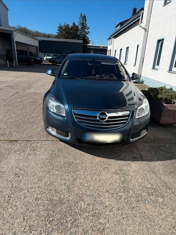 Gebraucht Opel Insignia 170 PS (125 kW) 2010 Blau Limousine