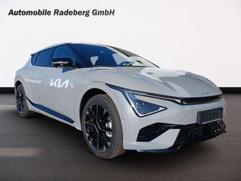 Grau (wolfgrau metallic) Gebraucht 2024 Kia EV6 SUV | 54.800 € (Etwas zu teuer) - Bild 1/4