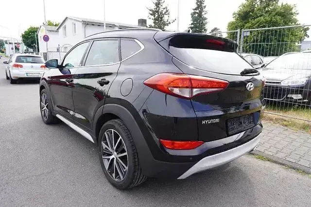 Gebraucht Hyundai Tucson Passion Plus 184 PS (135 kW) 2018 Schwarz SUV