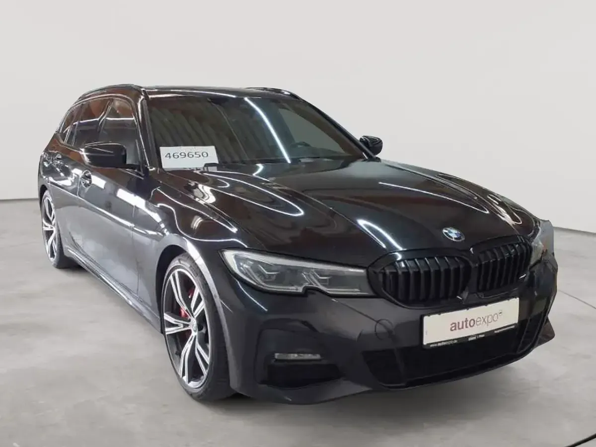 Gebraucht BMW 330 M Sport 286 PS (210 kW) 2021 Kombi