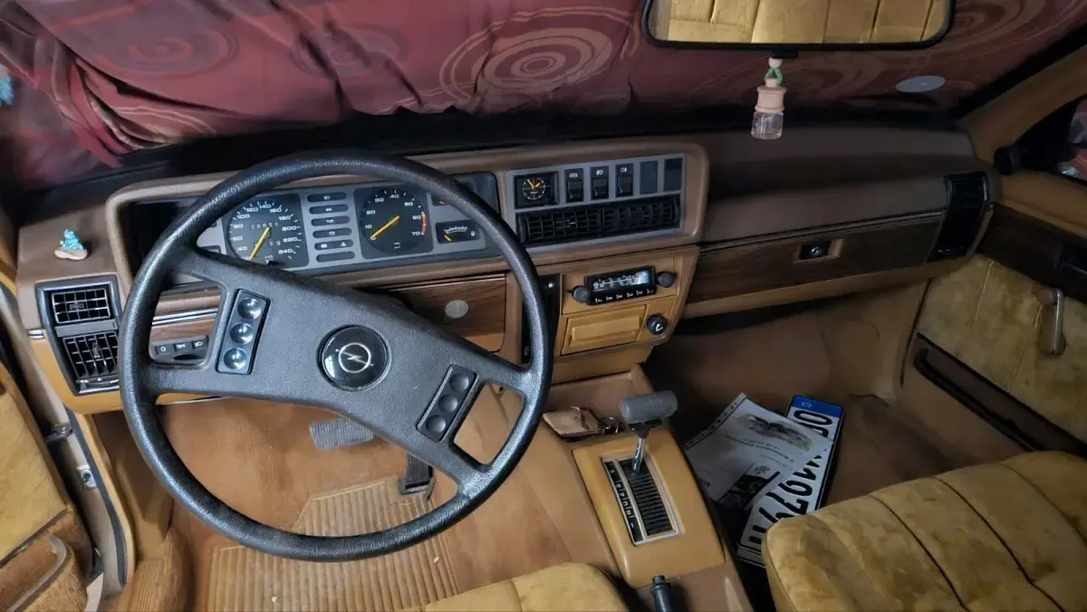 Gebraucht Opel Senator 160 PS (117 kW) 1979 Gold Limousine