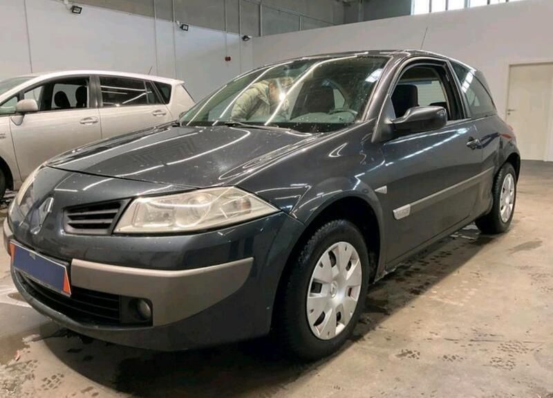 Blau Gebraucht 2008 Renault Mégane II Avantage Limousine | 2.499 € (Fairer Preis) - Bild 1/4