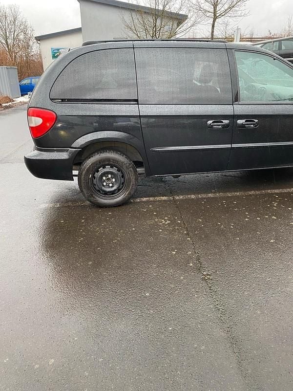 Gebraucht Chrysler Voyager 174 PS (127 kW) 2003 Schwarz Van / Kleinbus