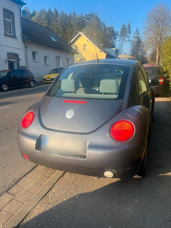 Second-hand VW Beetle 102 CP (75 kW) 2005 Gri