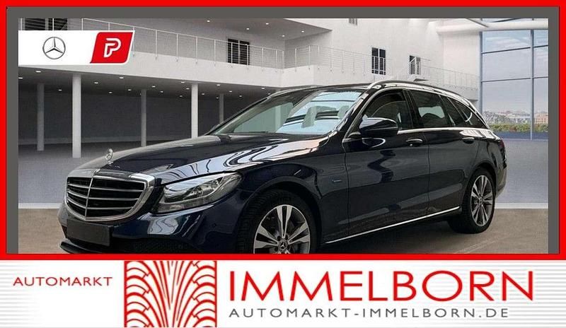 Blau Gebraucht 2021 Mercedes C300e Avantgarde Kombi | 21.750 € (Superpreis) - Bild 1/3